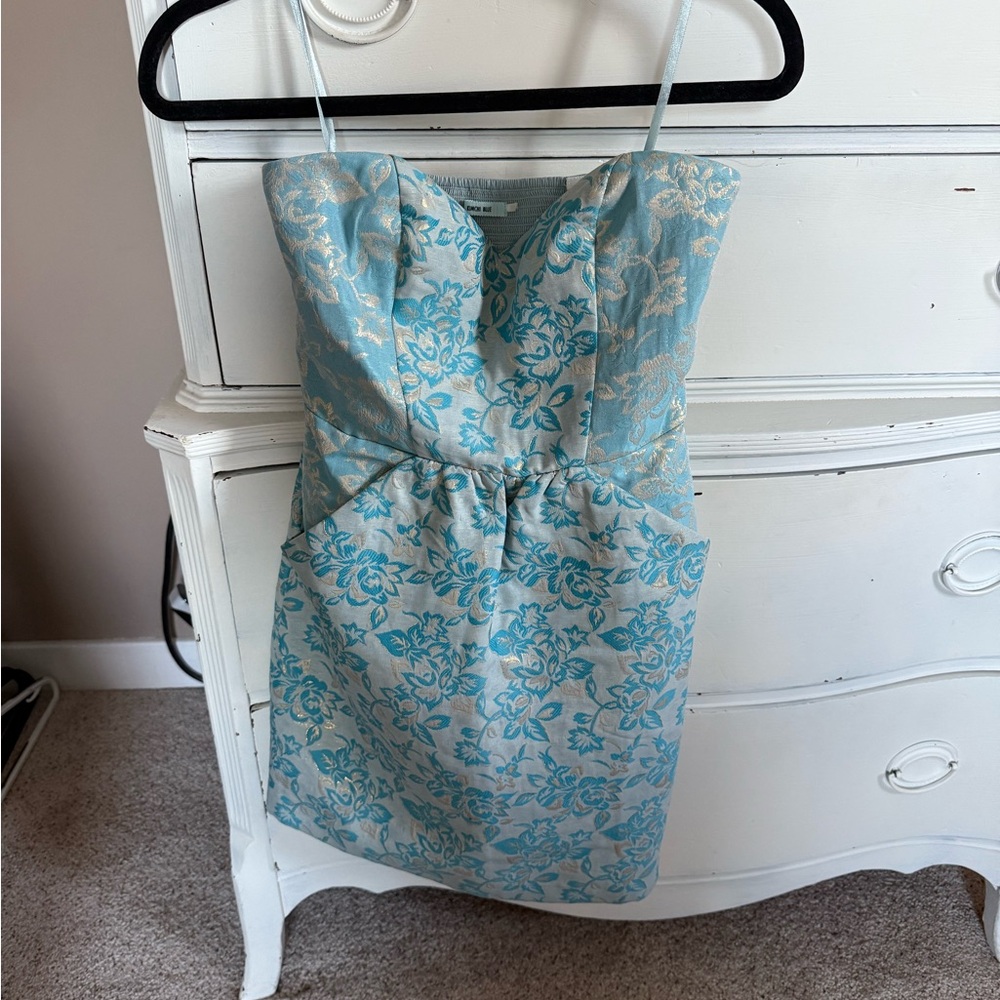 Kimchi Blue Strapless Dress with Floral Pattern